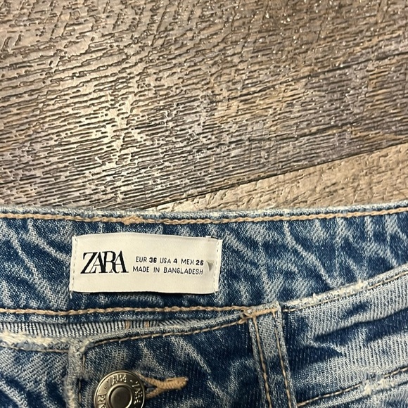 Zara Classic Blue Denim Jeans - Picture 9 of 15
